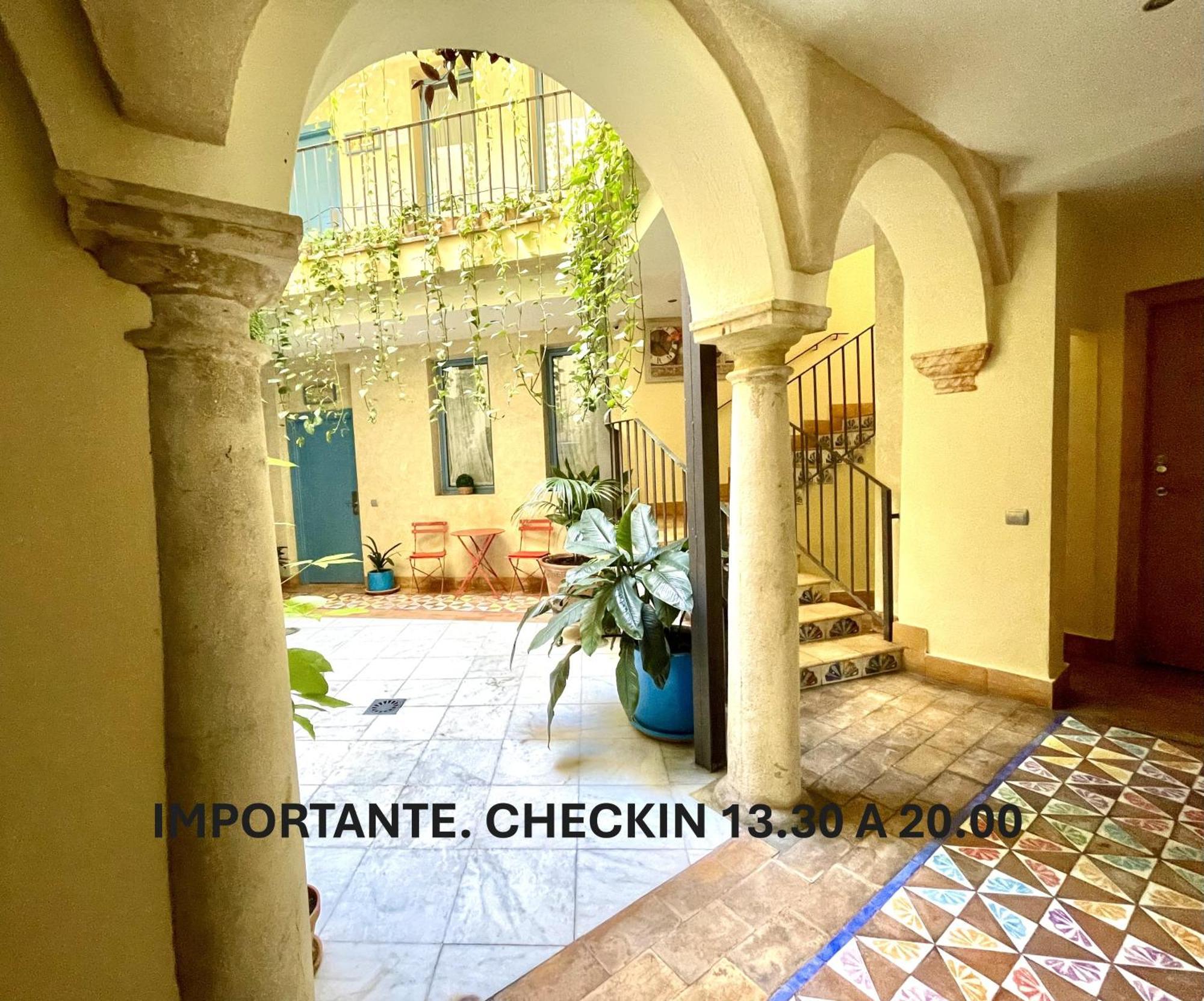 Hotel Conde De Cardenas Кордоба Екстериор снимка